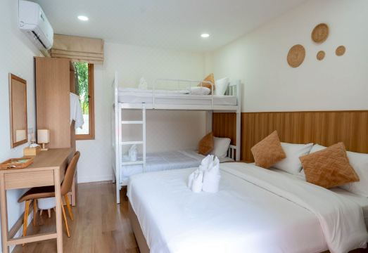 Ongsa Poolvilla @Udonthani Hotel Overview