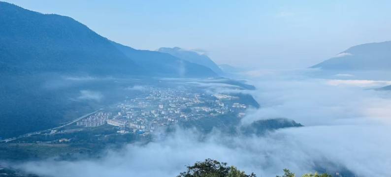 听山·观景酒店(莲花公园店)图片