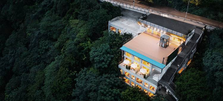 伴山悬崖酒店图片