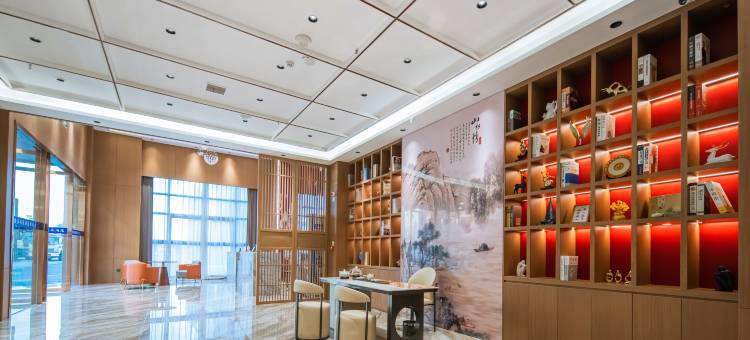 高安维多利亚酒店(江西建陶会展中心店)图片
