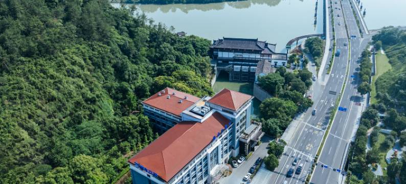 曼卡兰酒店(丽水市中心医院印象西城七子楼店)图片