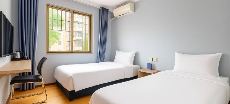 盛泰天缘电竞酒店(九江火车站店)图片