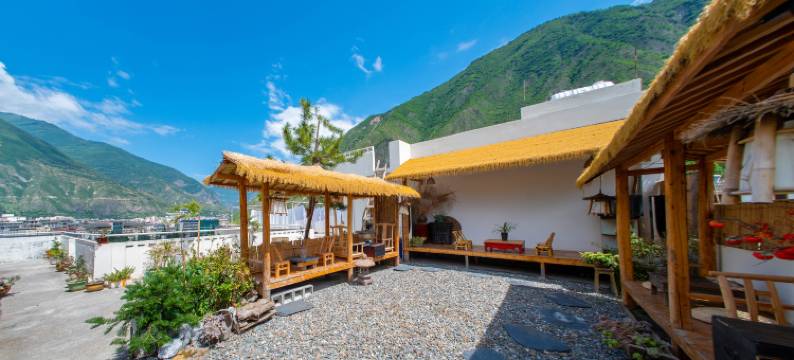 九寨云来山而民宿图片