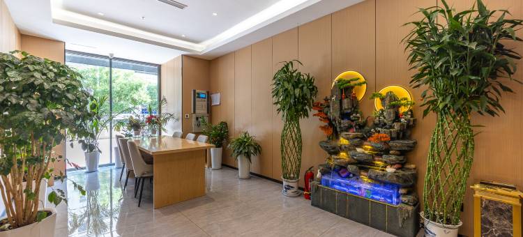 如家UP华驿浩睡酒店(兰州高铁西站店)图片