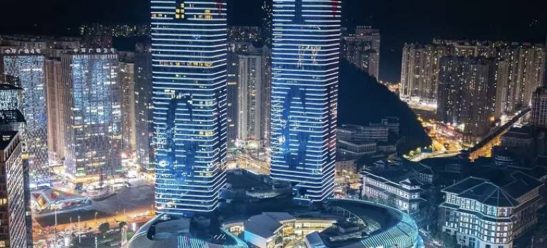 Shimmer·凯宾皇冠高空影音酒店(贵阳花果园购物中心店)图片