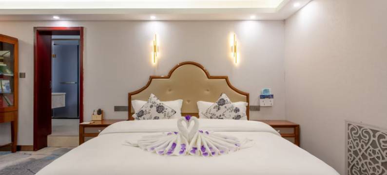 徳令哈海西宾馆(商业步行街河东美食城店)图片