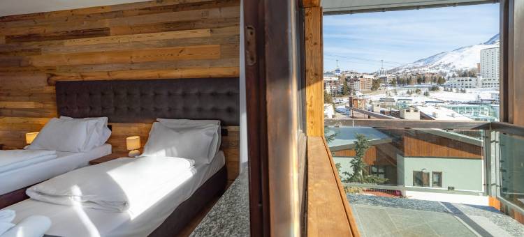 HOTIDAY塞斯特里埃尔酒店(Hotiday Sestriere Ski Run)图片