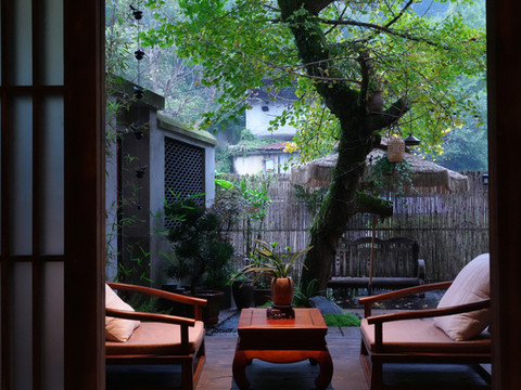 山隅私汤民宿(都江堰景区南桥店)