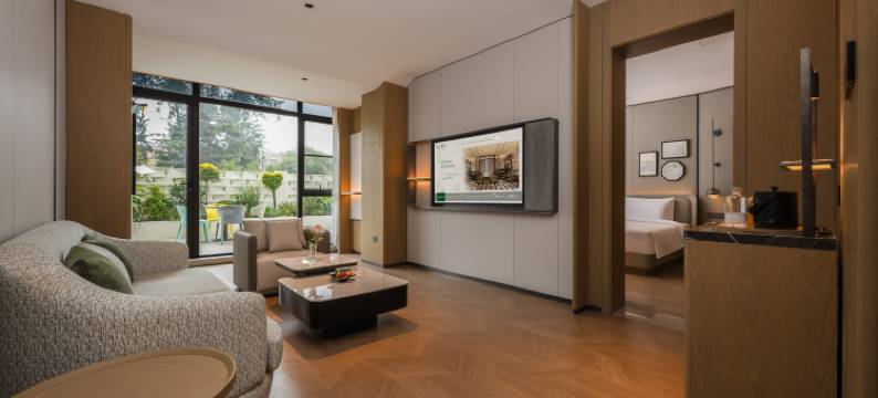 新乡金穗大道胖东来美仑酒店图片