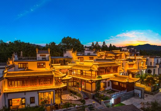 婺源华煜·雅舍温汤度假民宿外景图