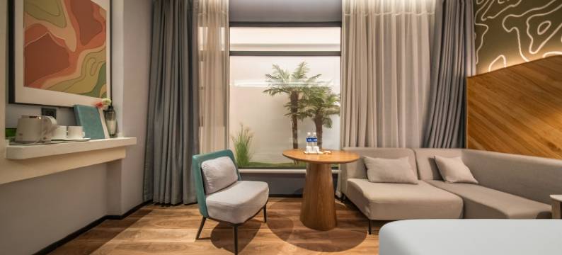 果岭19号S酒店(南阳七一路卧龙岗店)图片