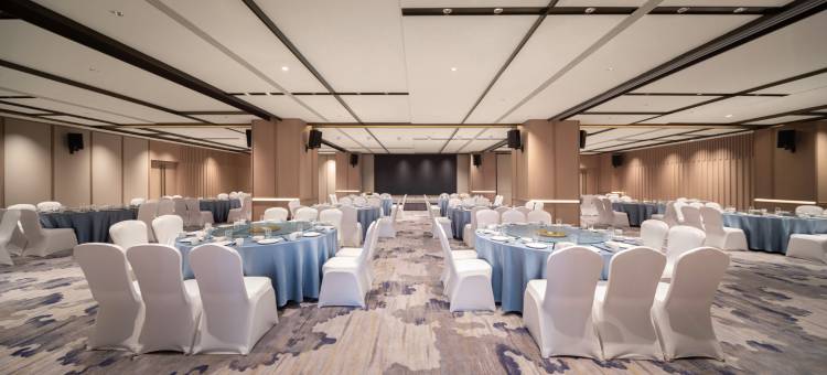 西安金陵紫金山酒店(西安城墙洒金桥美食街店)图片