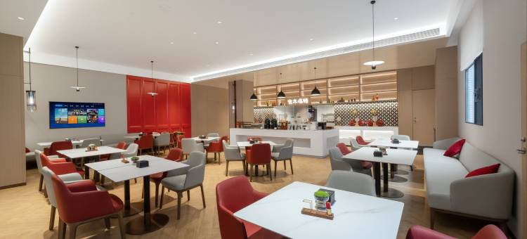 寓约电竞酒店·SUPER(广州白云马务地铁站店)图片