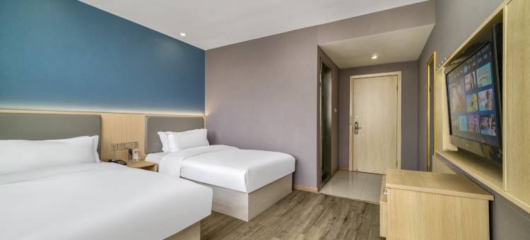 恒8连锁酒店(桐庐学圣路店)图片