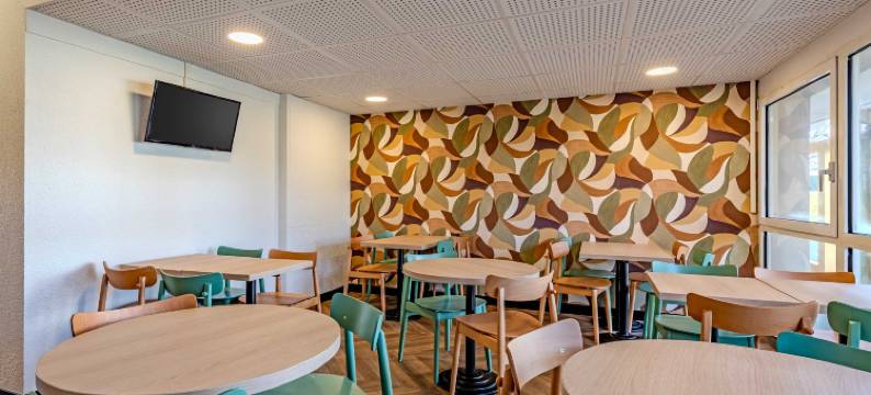 布雷斯特克加赫德克机场 B&B 酒店(B&B Hotel Brest Kergaradec Aéroport Gouesnou)图片