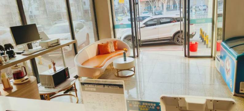 锐思特酒店(石家庄鹿泉龙泉古镇店)图片