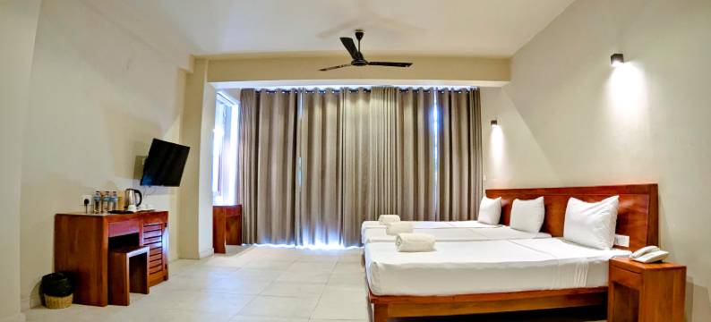 橡光埃拉风吟酒店(Oak Ray La Ella Breeze)图片