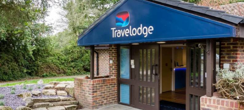 比灵斯赫斯特五橡树旅客之家酒店(Travelodge Hotel Billingshurst Five Oaks)图片