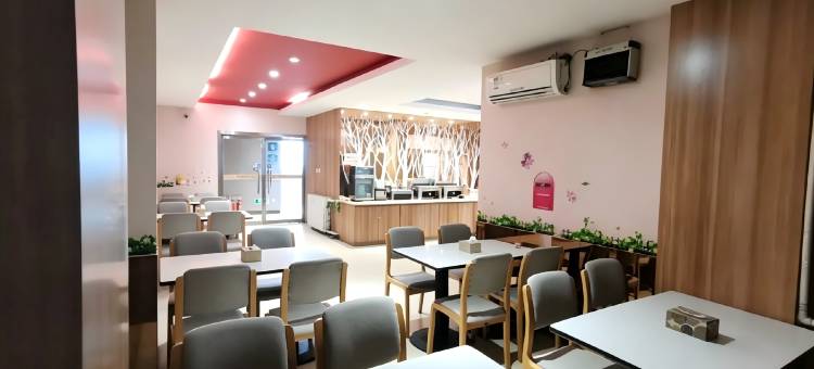 驿家365连锁酒店 VS电竞酒店(邢台好南关清风楼店)图片