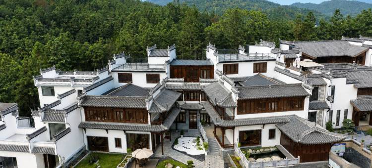 华煜·雅舍温汤度假民宿(婺源李坑景区店)图片