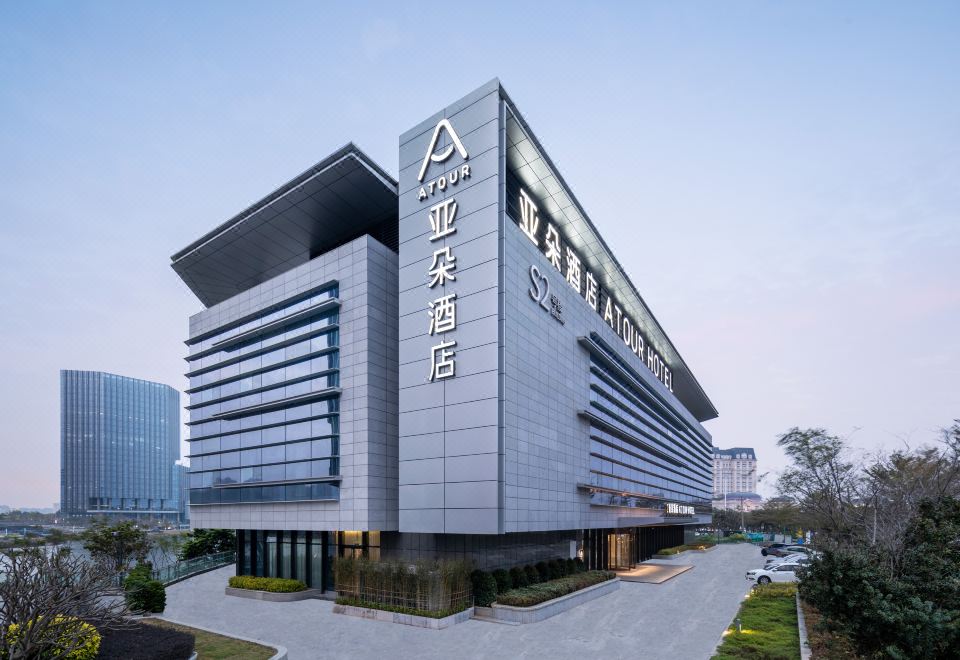 厦门美峯滨海浪漫线亚朵酒店外景图