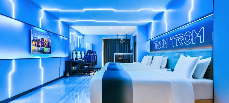 叶与晨电竞电影酒店(石家庄新石中路店)图片