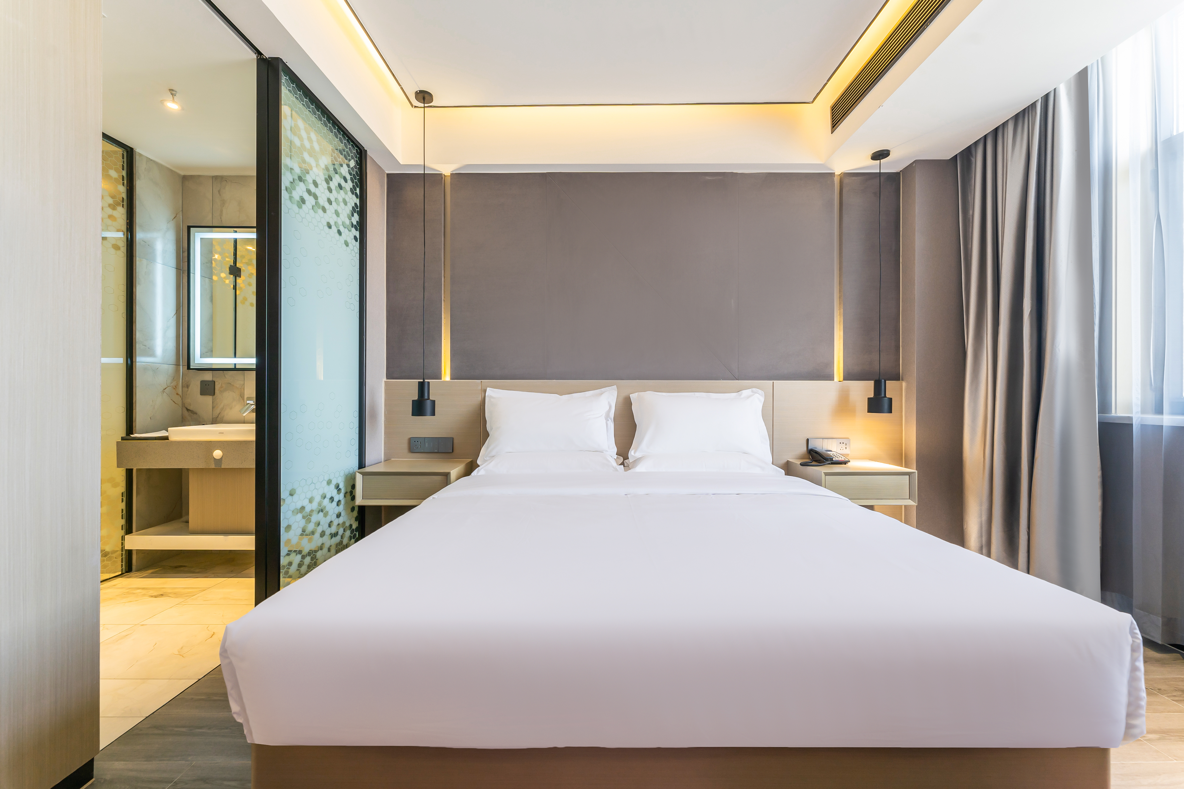 Elong Anyun Hotel (Shache Railway Station)Over view