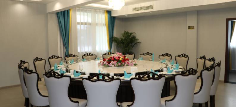 自贡悦园印象酒店(方特恐龙王国店)图片