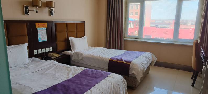 孙吴凤凰明珠酒店图片