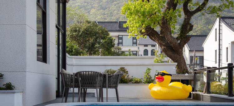 朱家尖喜海Sea·Love海景泳池度假美墅(小乌石塘东沙风景区店)图片