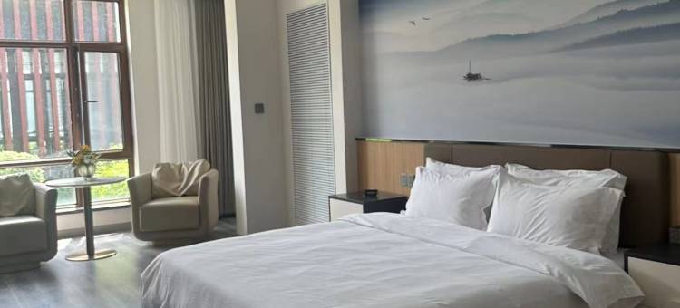 泰来白鹭湖红酒温泉康养度假小镇酒店图片