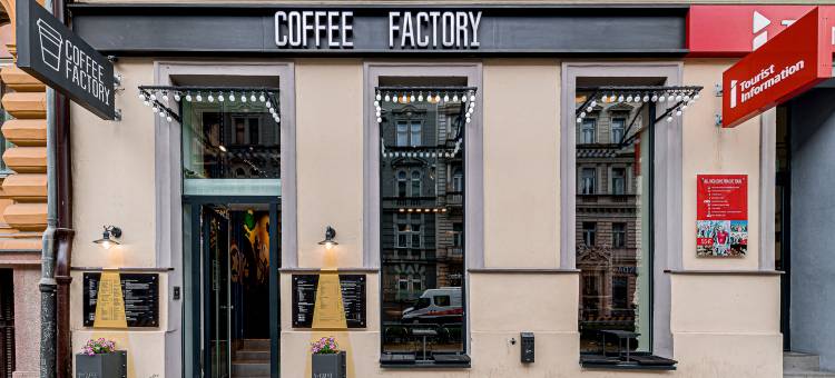 御庭公寓(Royal Court Apartments)图片