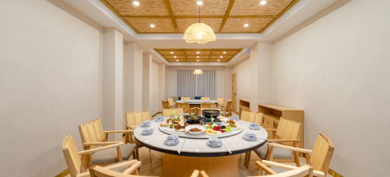 康定野沐温泉酒店图片