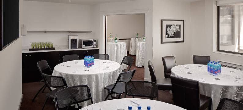 安德鲁酒店(The Andrew Hotel)图片