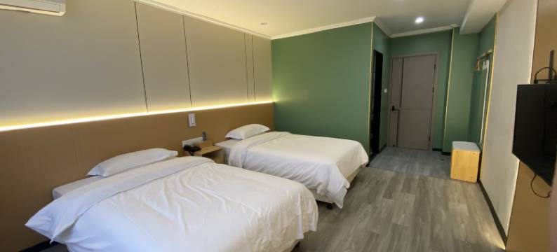 泊利轻居酒店(北仑港区店)图片