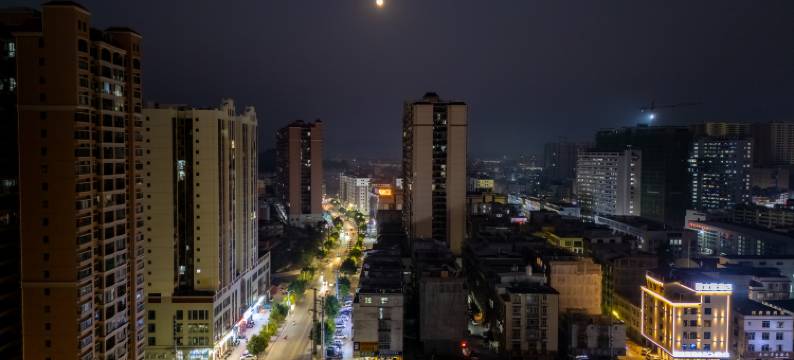 灵山宜呈智能酒店图片