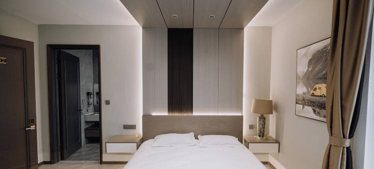 荣田假日酒店图片