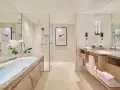 豪華特大床帶陽台