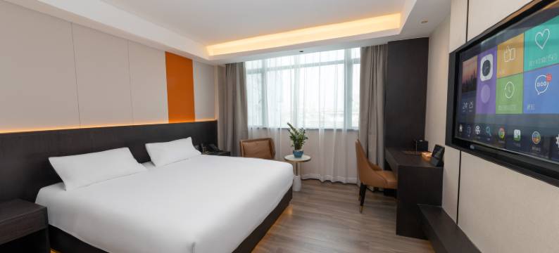 豪泰轻居酒店(汕头天山路万象城店)图片