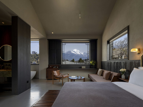 览隅LANYU雪山观景·度假酒店(丽江古城南门木府店)