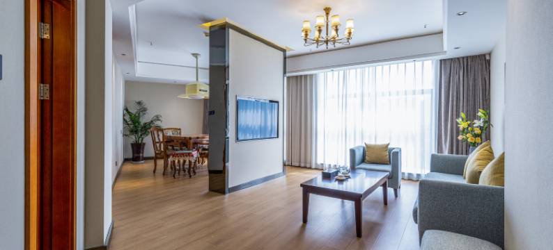 成都殷皇假日酒店(蜀新天街郫筒地铁站店)图片