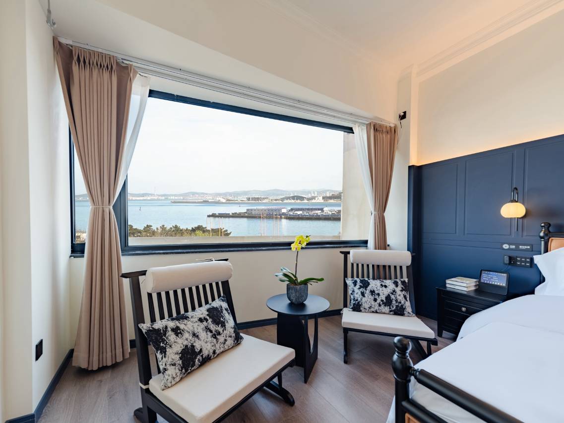 花筑·朗玥海景客栈(威海幸福门威高广场店)图片