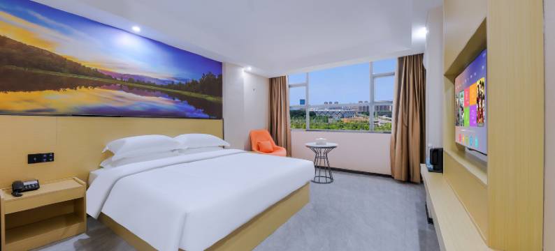 云尚酒店(宜春高安市瑞阳大道鹏泰百货店)图片