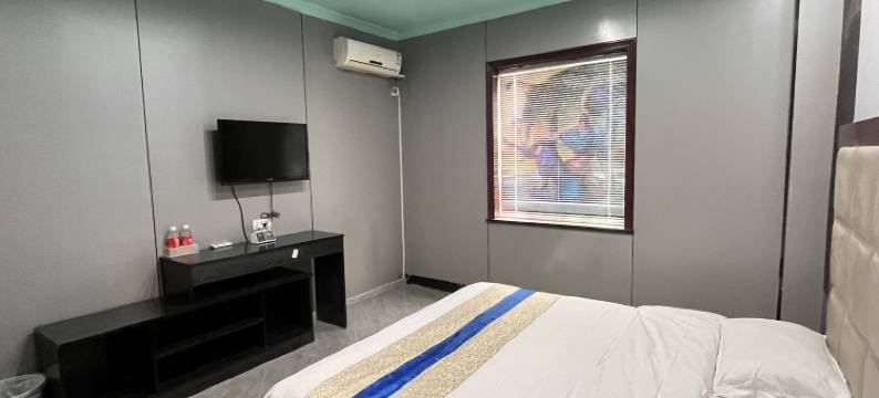 靖边聚点电竞酒店图片