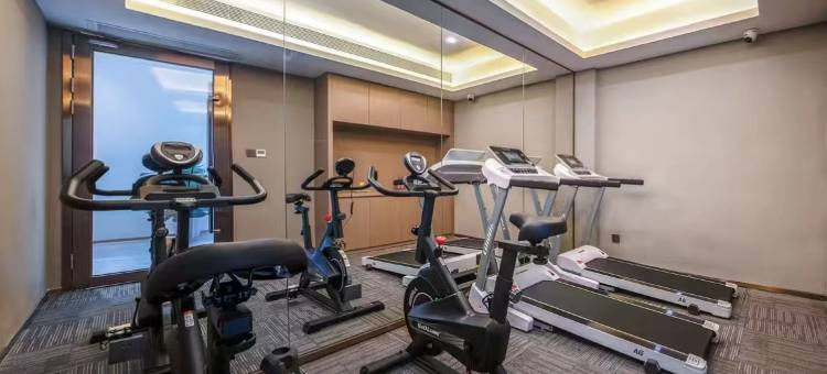 蛤游电竞酒店(佛罗伦萨小镇店)图片