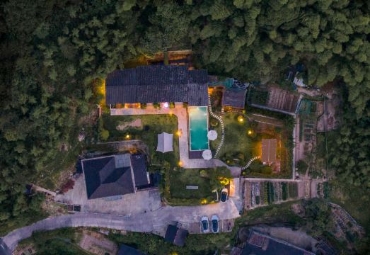 Jiande Heshan Residential Residence Hotel Overview