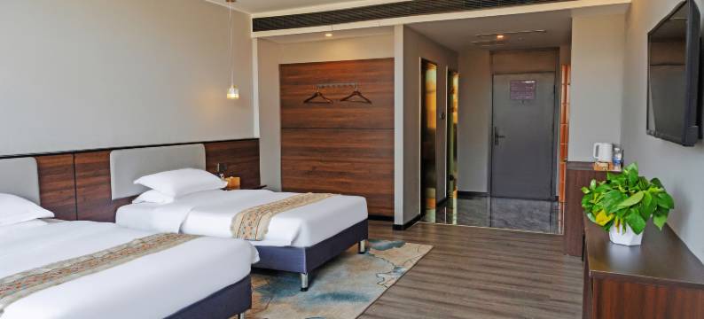 锦呈東谷酒店(鄯善库木塔格木卡姆路店)图片