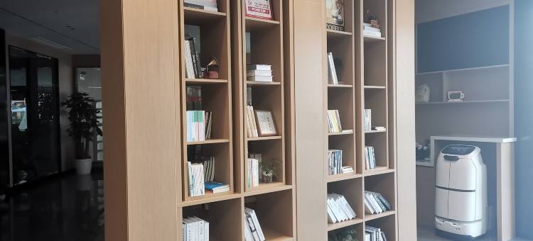 雅斯特酒店(武汉光谷广场中南民族大学店)图片