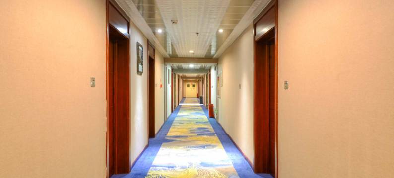 富蕴福瑞大酒店图片