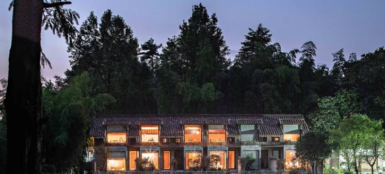 东篱下悠然山居民宿(九华山上店)图片
